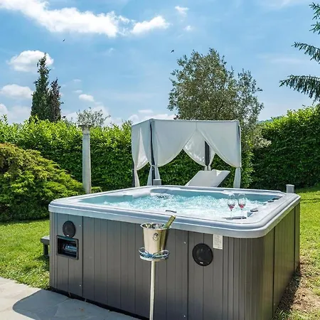 Al Solatio In Collina Con Piscina Villa *